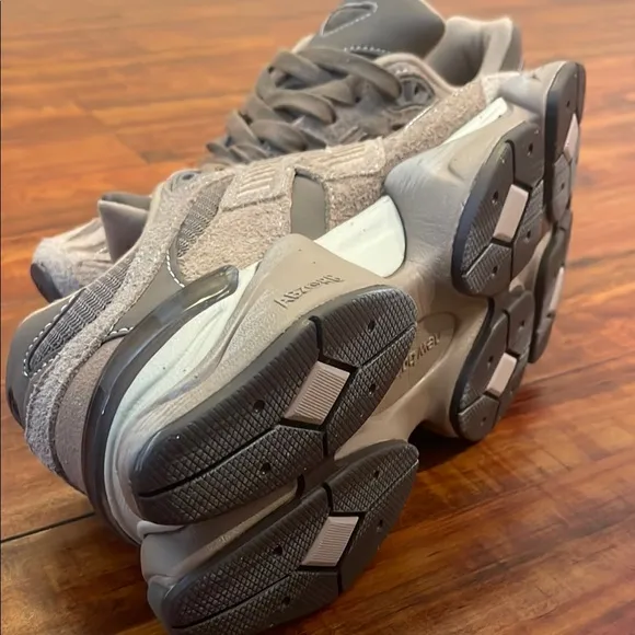 New Balance Athletic Shoes in Taupe and Gray