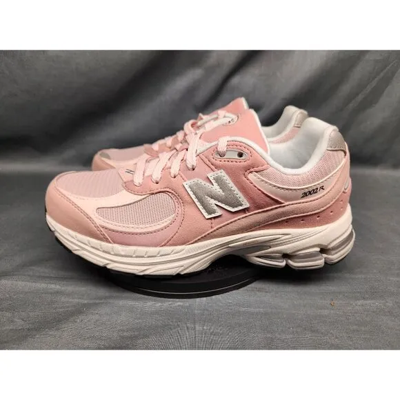 New Balance Girls 2002 Sneakers GC2002SK Pink White Size 6 NEW IN BOX!