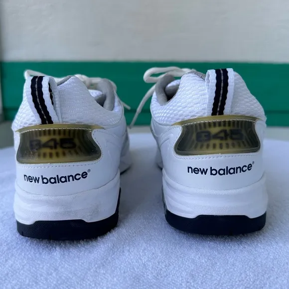 New Balance Mens 9D Women’s 10.5W 845 Walking Shoes White Gray Low Top L…