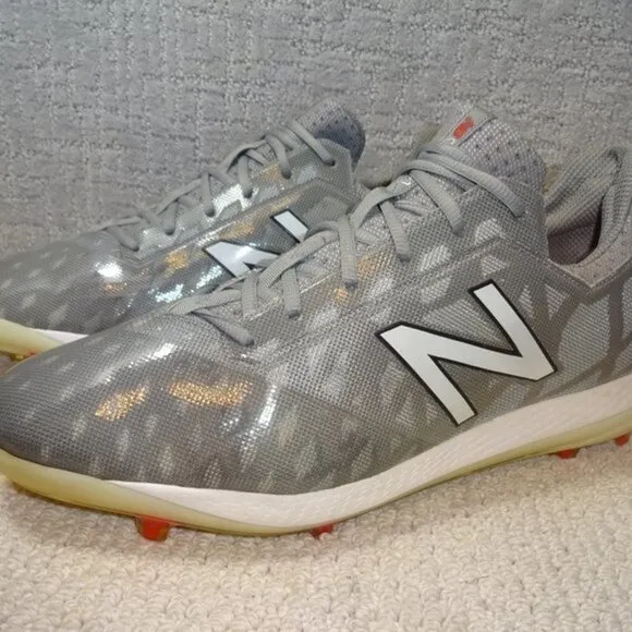 New Balance Mens Size 14 US Gray Low-Cut TPU Baseball Cleat Shoes COMPV1