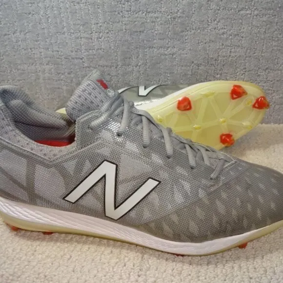 New Balance Mens Size 14 US Gray Low-Cut TPU Baseball Cleat Shoes COMPV1