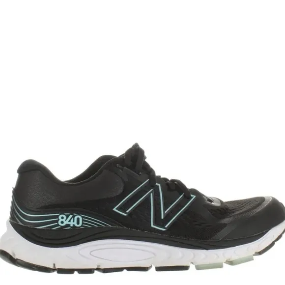 New Balance running W840BM5 black lace up sneakers Sz 11 1/2