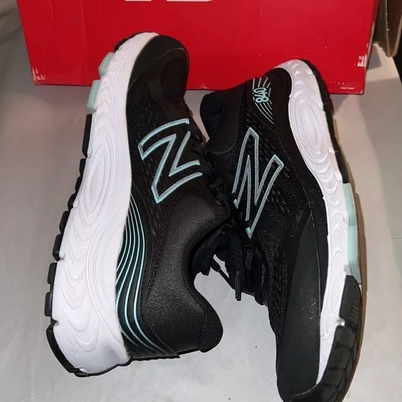 New Balance running W840BM5 black lace up sneakers Sz 11 1/2
