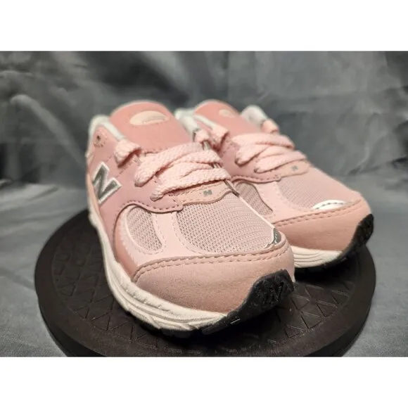 New Balance Toddlers 2002 Sneakers IC2002SK Lace Up Pink Size 5 NEW IN BOX!