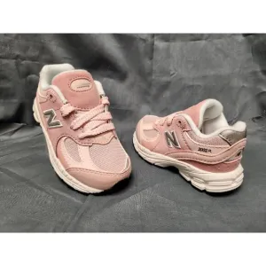 New Balance Toddlers 2002 Sneakers IC2002SK Lace Up Pink Size 5 NEW IN BOX!