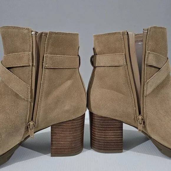 NEW Blondo Tamzin Ankle Bootie Waterproof Heeled Boot Tan Suede Size 9