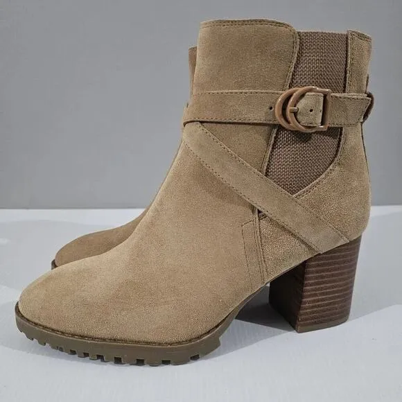 NEW Blondo Tamzin Ankle Bootie Waterproof Heeled Boot Tan Suede Size 9