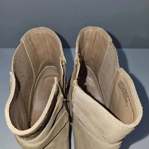 NEW Blondo Tamzin Ankle Bootie Waterproof Heeled Boot Tan Suede Size 9