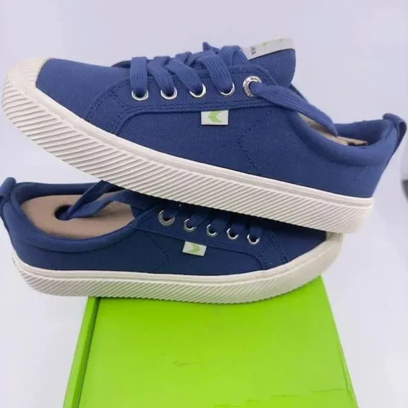 NEW Cariuma Oca Low Top Lace Up Canvas Sneakers Shoes Shadow Blue Unisex W7.5 M6