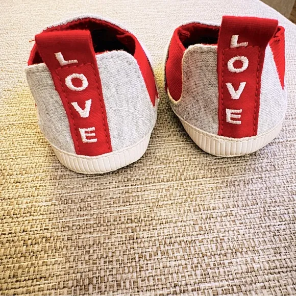 New collection for boys kids 😍6 pairs very cute boys shoes, 4 to 12 months