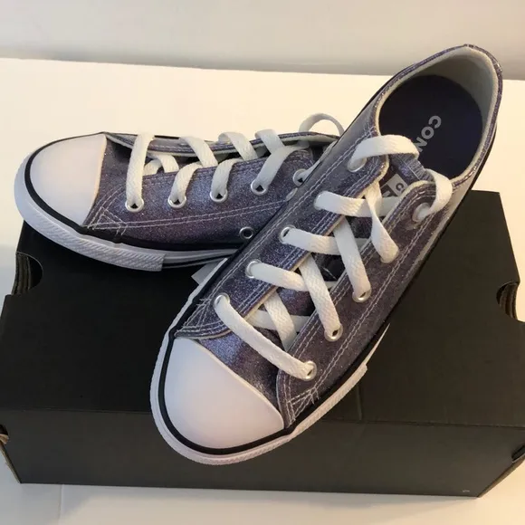 New Converse Chuck Taylor All Star Girls Shoes
