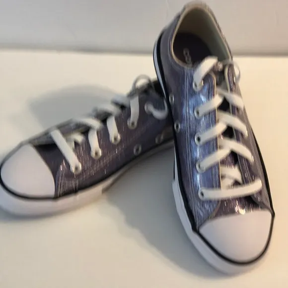 New Converse Chuck Taylor All Star Girls Shoes