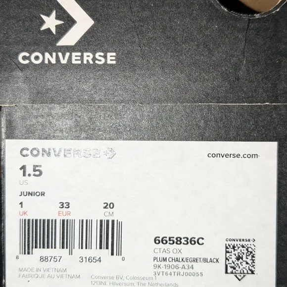 NEW Converse Plum Chalk size 1.5 comes with box