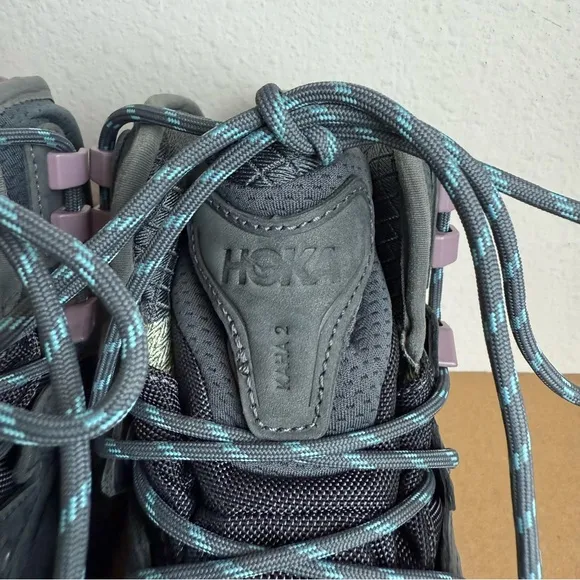 NEW HOKA Women's Size 7B Kaha 2 GTX Hiking Shoes Boots Castlerock/Coastal