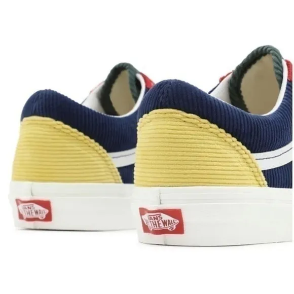NEW IN BOX Vans (KRF94M) Mixed Corduroy Old Skool Shoes - Multi Women’s Size 7