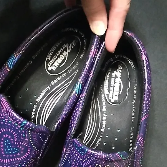 New In Box Women's Easy Works Cosmic Purple &amp; Black Slip-On Clogs  shoes  Size 8