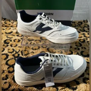 New men's Tretorn Dennis shoes. Size 10. ‎ White and Navy. All man made material