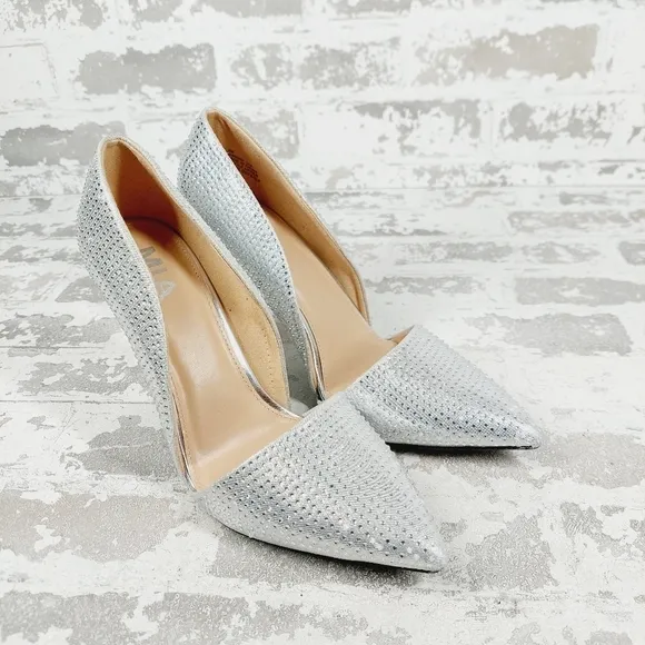 New MIA Ciana Pointed Toe Rhinestone Pump Shoes F983