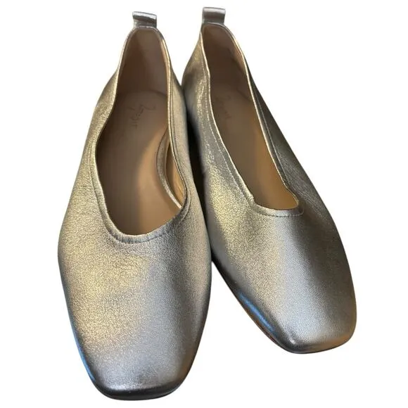 New Naturalizers 27 Edit Silver Leather Flats Women's Size 7.5 W Ballet Wide