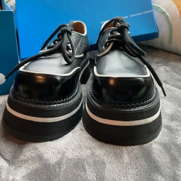 NEW NIB Fluevog Fresh Vogs FV1 Vintage Style Lace Ups Black White Size 7 RETRO