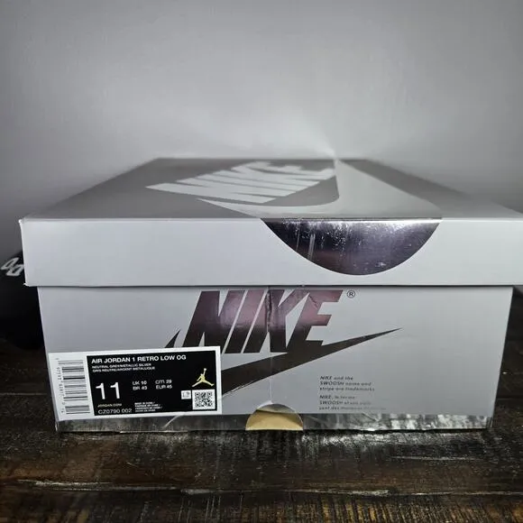 NEW Nike Air Jordan 1 Retro Low OG Mens Size 11 Metallic Silver Grey CZ0790-002