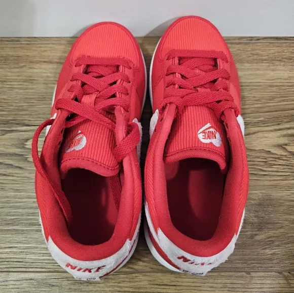 New Nike Dunk Low Valentine's Day Red Pink FZ3549-612 Size 2Y Youth Shoes