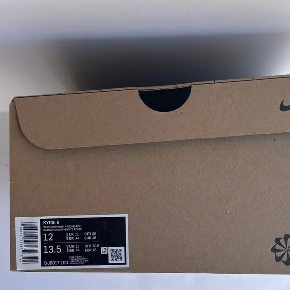New Nike Kyrie 8 White University Red Low Top Sneakers Size 12