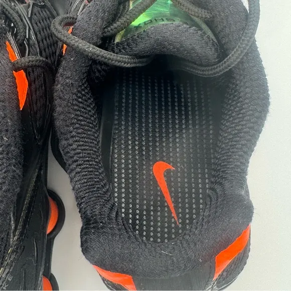 *New* Nike Shox Enigma 9000 Black Hyper Crimson Athletic Shoes