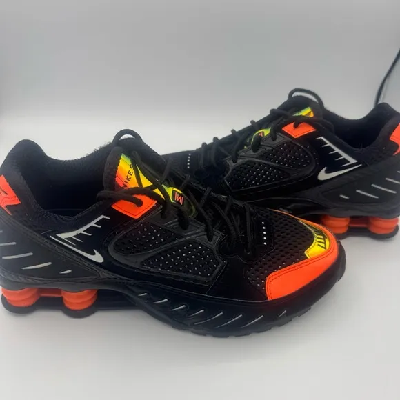*New* Nike Shox Enigma 9000 Black Hyper Crimson Athletic Shoes