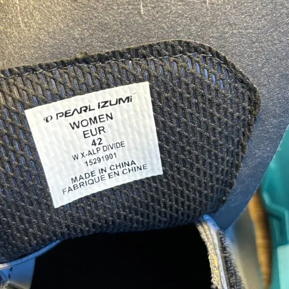NEW PEARL IZUMI X-Alp Divide Moutain Bike Cycling Shoes Gray/Black Women's 42