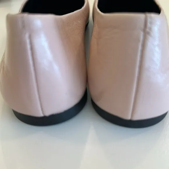 New Tory Burch Pink Ballet Flats. Size 6.