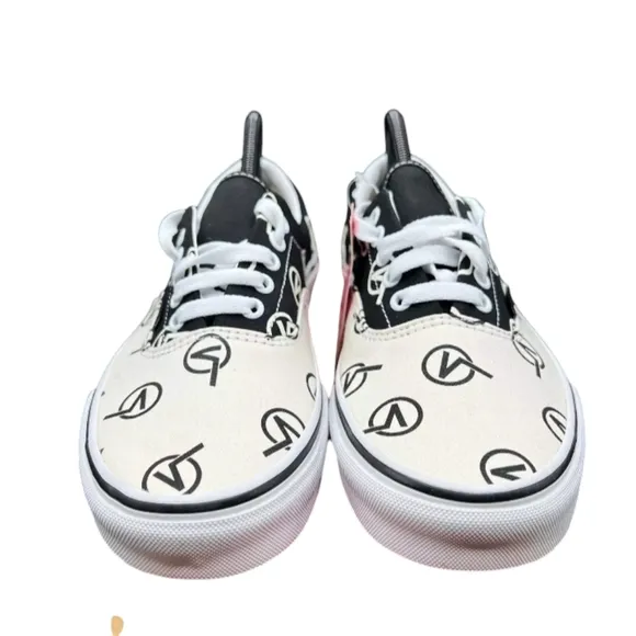 NEW Vans Circle V Era Mens Womens 10.5 Sneakers VN0A4BV417H Black/Marshmallow