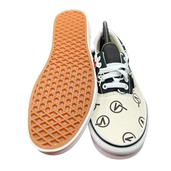 NEW Vans Circle V Era Mens Womens 10.5 Sneakers VN0A4BV417H Black/Marshmallow