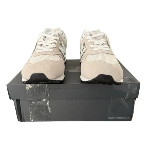 New With Box New Balance 574 Core Kids Grey White 3.5 Medium Shoes GC574EVW