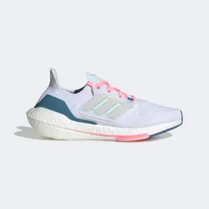 [NEW] Women's adidas UltraBoost 22 Shoes GX5929