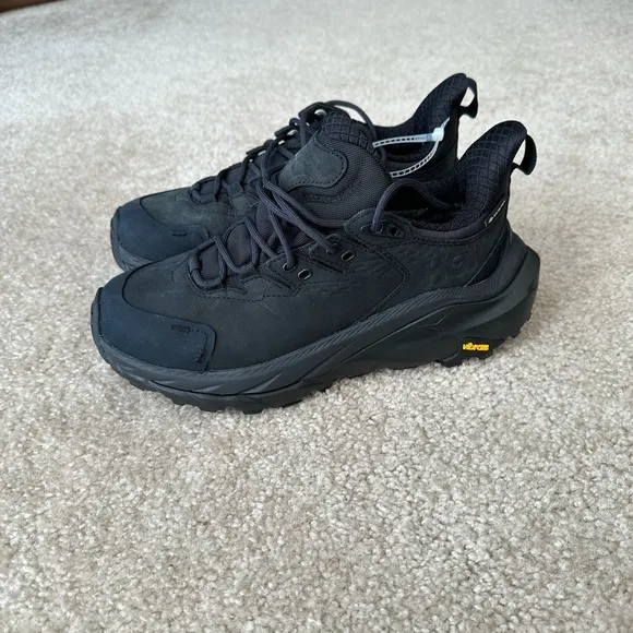 NEW Women’s Hoka Kaha 2 Low GTX all black size 6.5