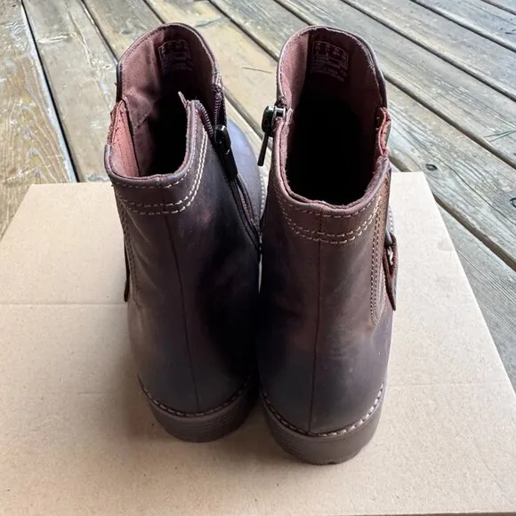 NIB Clarks Aspra Side Zip Buckle Boot in British Tan Leather - Women's 11