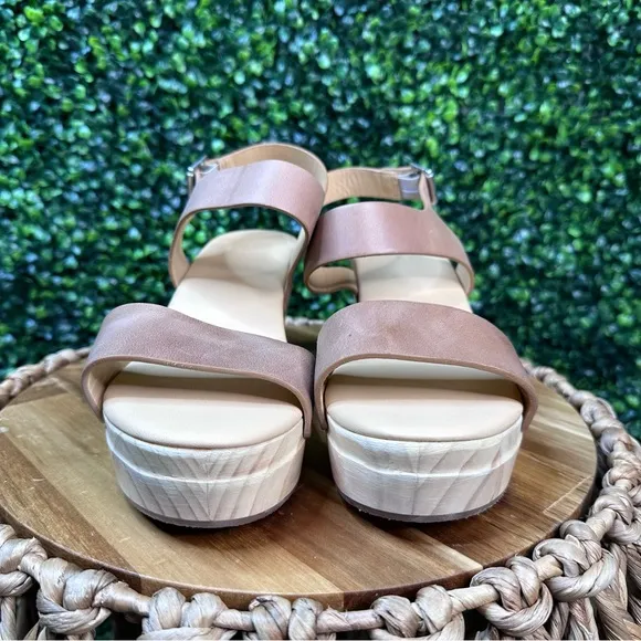 NIB Nisolo x anthropology all day open toe clog in almond new