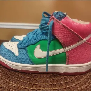 Nike 6.0 High Dunk Womens Sneaker Skater Shoes Sz 9 Retro 454054-136