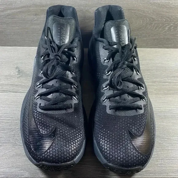Nike 852457-001 Air Max Infuriate Low Black Basketball Shoes Men's Sz 10