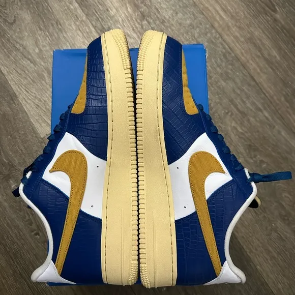 Nike af1 low “undefeated”