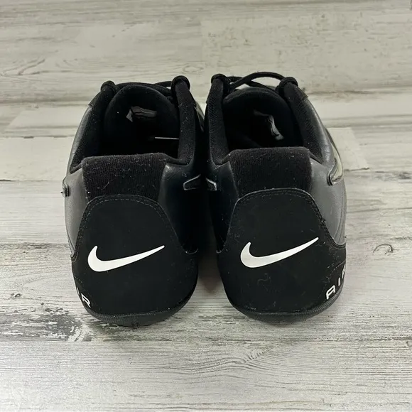 Nike Air Baseline Men’s Low Top Lace Up Basketball Shoes Size 10.5 Color-Black