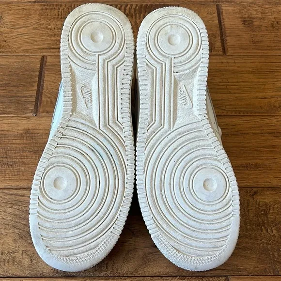 Nike Air Force 1 '07 AF1 Sneakers Basketball Shoes White Women's Size 10