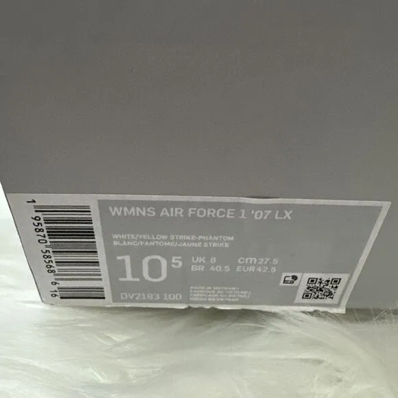 Nike Air Force 1 07 LX Shoes Women's size 10.5 -NEW White/ Yellow -DV2183 100