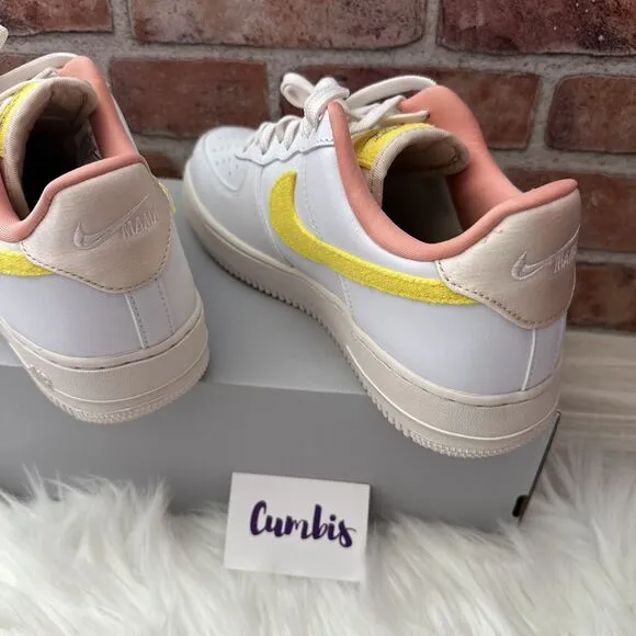 Nike Air Force 1 07 LX Shoes Women's size 10.5 -NEW White/ Yellow -DV2183 100