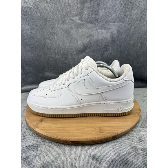 Nike Air Force 1 07 Shoes Men Size 10 Triple White Basketball Gum Bottom Sneaker