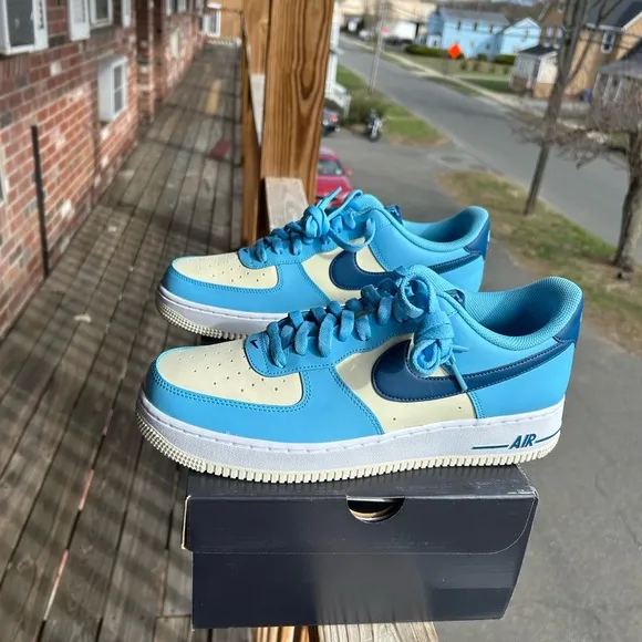 Nike Air Force 1 low Aquarius Size 11 Brand new