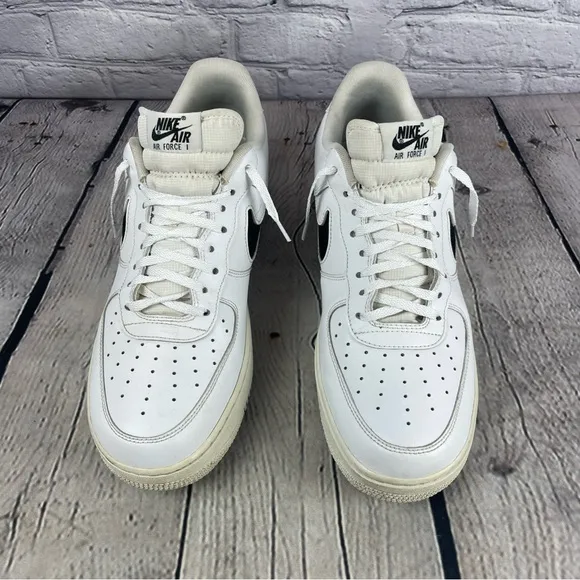 Nike Air Force 1 Low Cut Out Swoosh Mens Size 12 Shoes Sneakers White CZ7377-100
