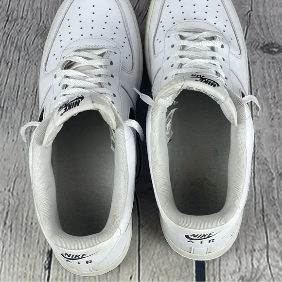 Nike Air Force 1 Low Cut Out Swoosh Mens Size 12 Shoes Sneakers White CZ7377-100
