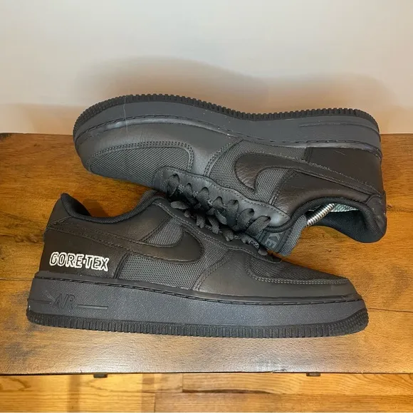 Nike | Air Force 1 Low Gore-Tex Shoes - Black ; Mens 7